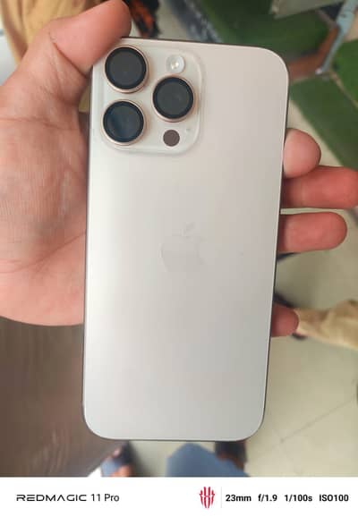 Apple iPhone 16 Pro Max