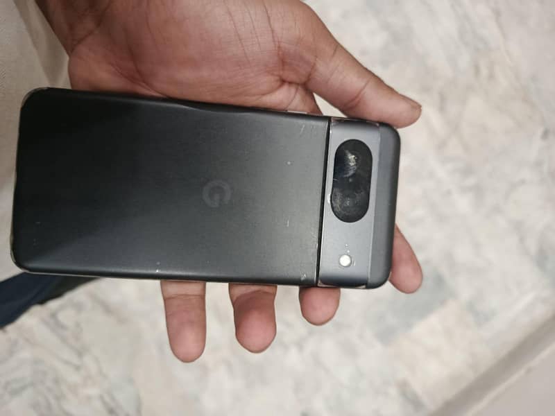 Google Pixel 8 2