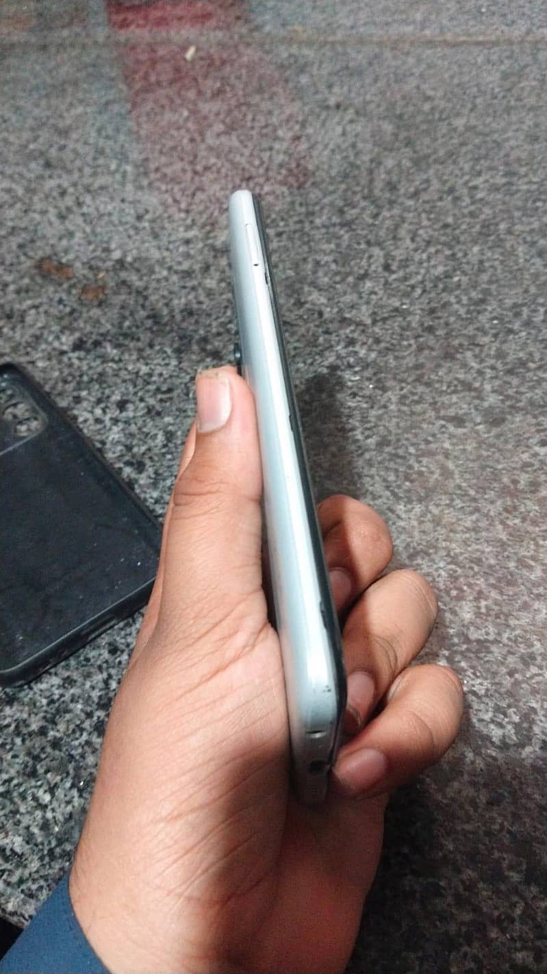 Tecno Spark 8C 1