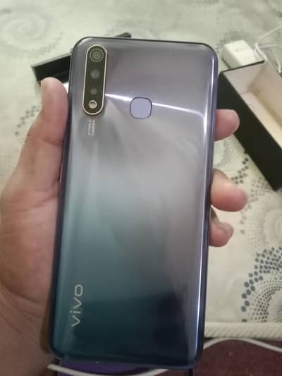 Vivo V19
