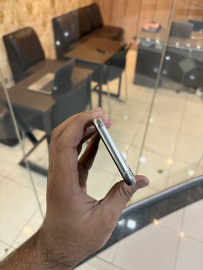 Apple iPhone 11 Pro