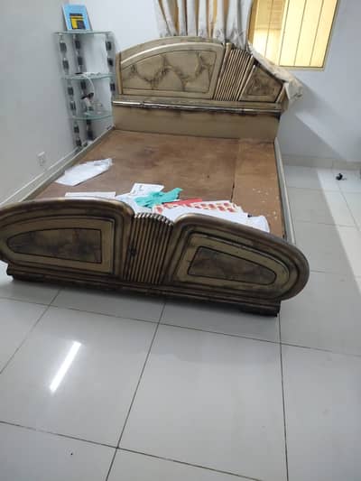 Urgent bedroom set sale