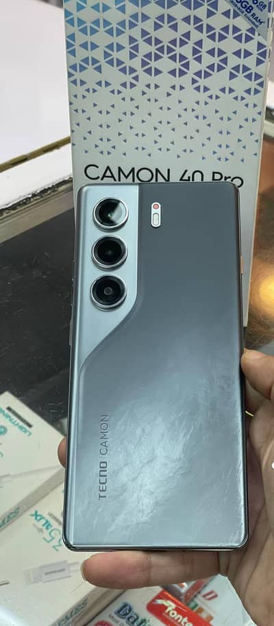 Tecno CAMON 40 Pro
