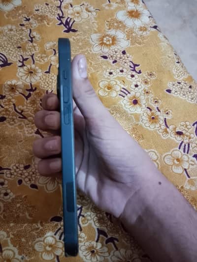 Apple iPhone 14