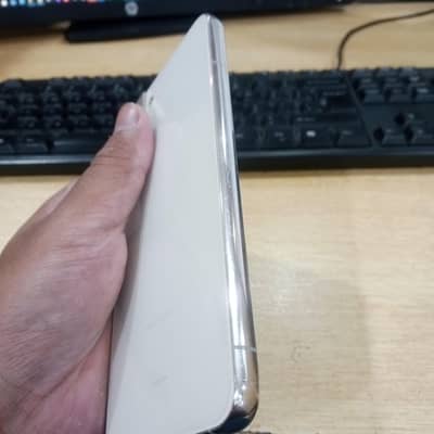 Samsung Mobile S22 Plus