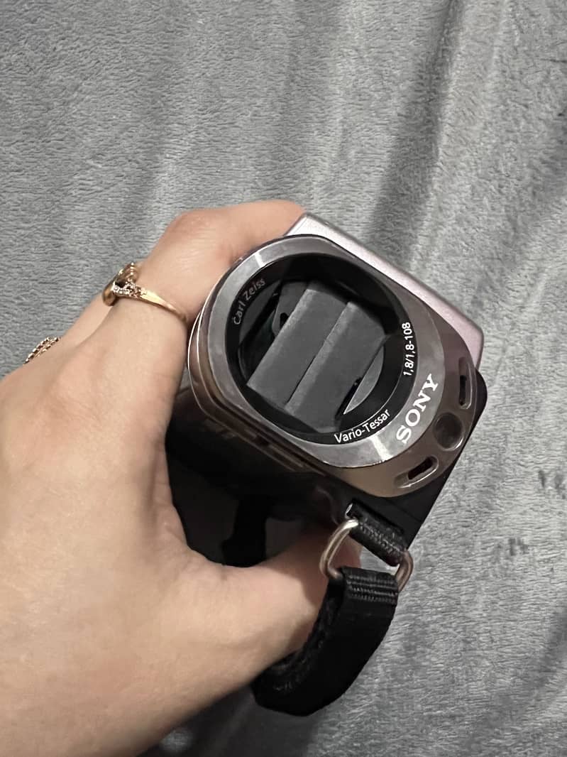 Video camera 1
