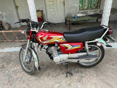 honda 125 red Lia 24 ka last ma Marka 2025 ka ha number abi nahi Laga