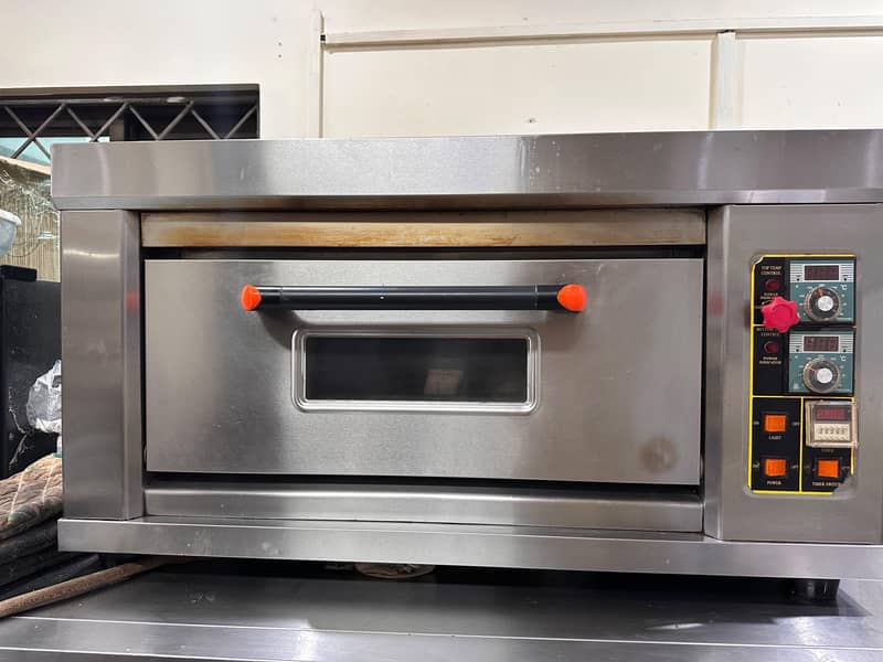 Baking oven 0