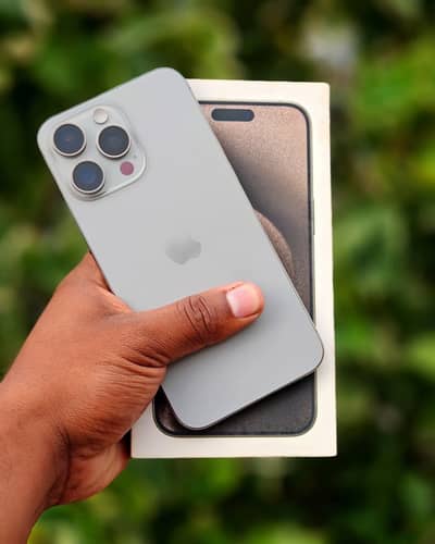 Apple iPhone 15 Pro Max PTA approved 256-GB    (14 16 17)