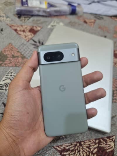 Google Pixel 8