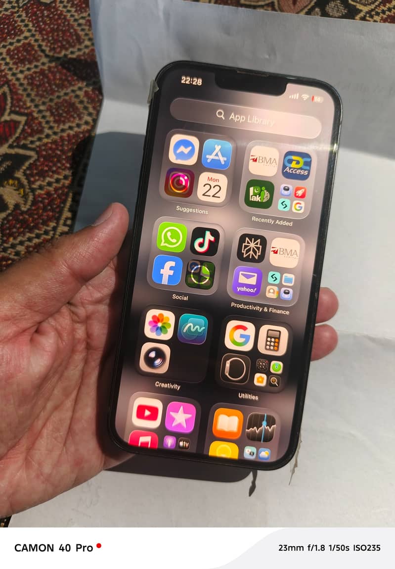 Apple iPhone 13 3