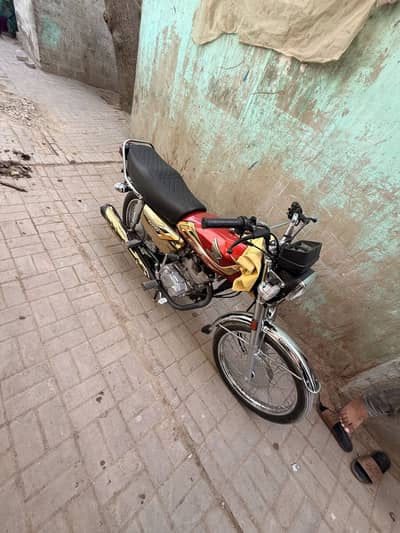Cg 125 Gold edition