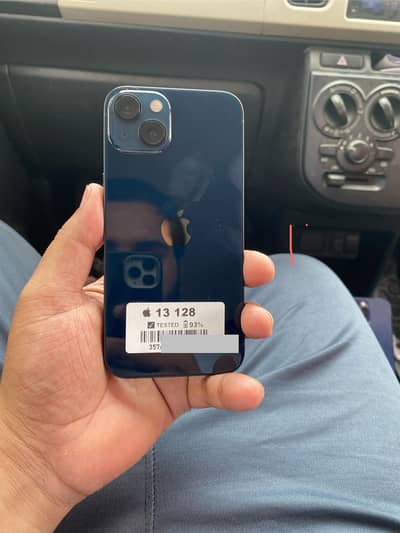 Apple iPhone 13