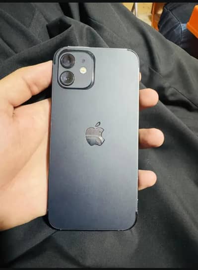 Apple iPhone 12