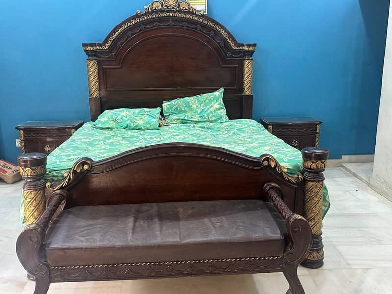 King size bed SOLID WOOD 0