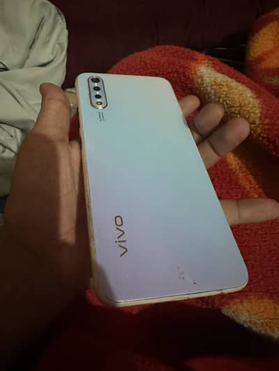 Vivo S1