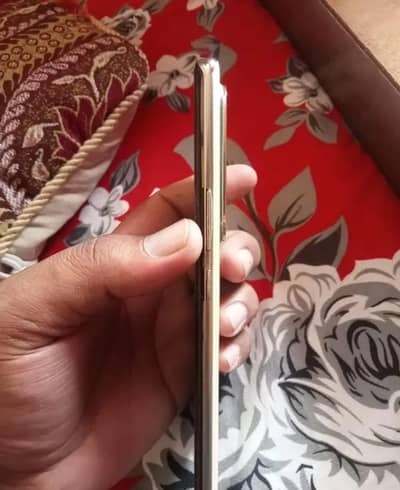 Infinix Zero 30 / exchange posible