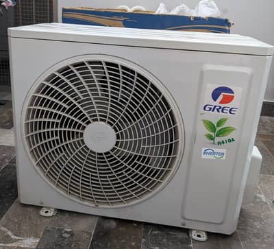 Gree 1 ton dc inverter urgent sale