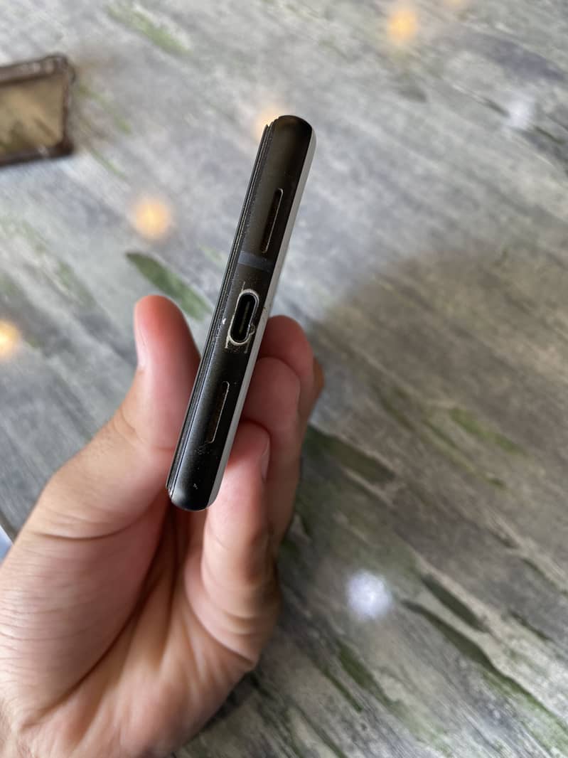 Google Pixel 6 3