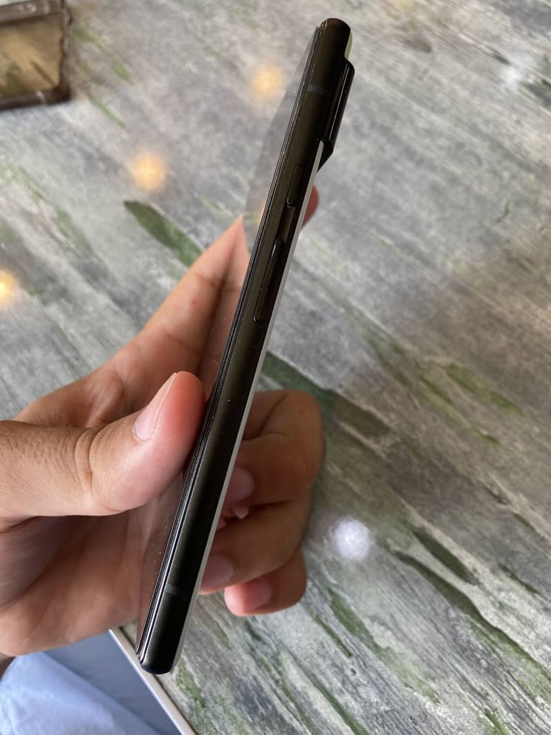 Google Pixel 6 4