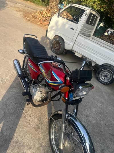 first owner islamabad num bike ma koi Kam nahi