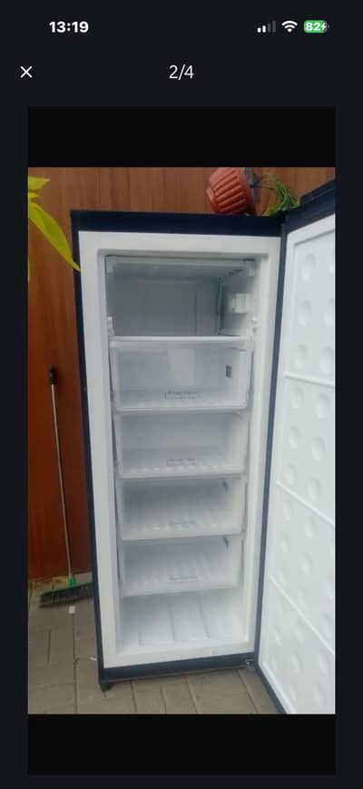 PEL vertical freezer