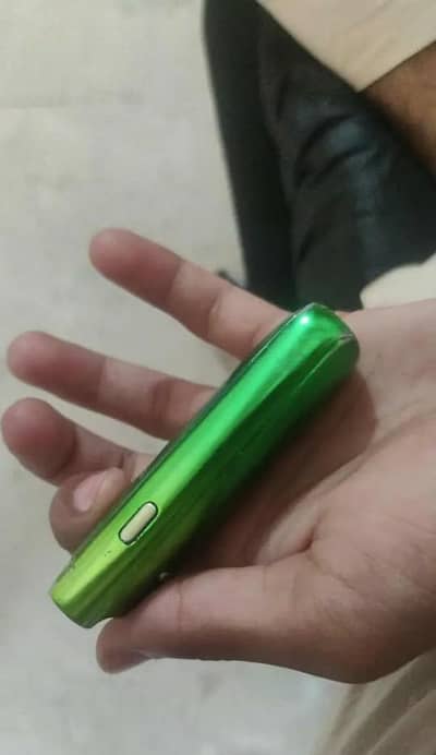 V-M-A-T-E Max 30W Electronic Device