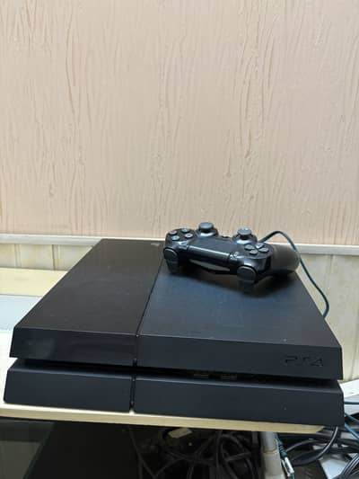 Ps4 500 gb 1 controller 3 games