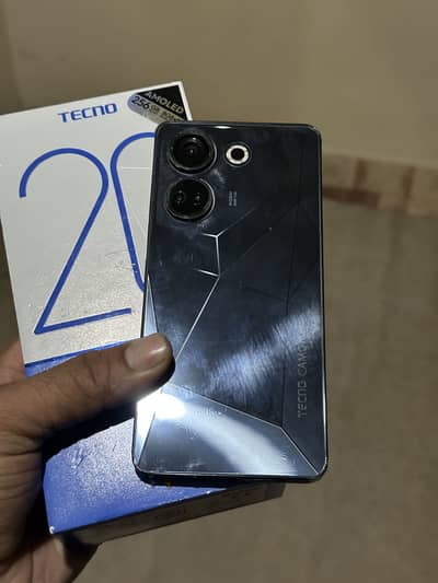 Tecno CAMON 20