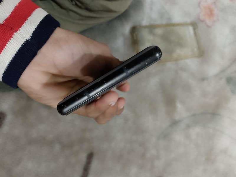 Google Pixel 6a. 2