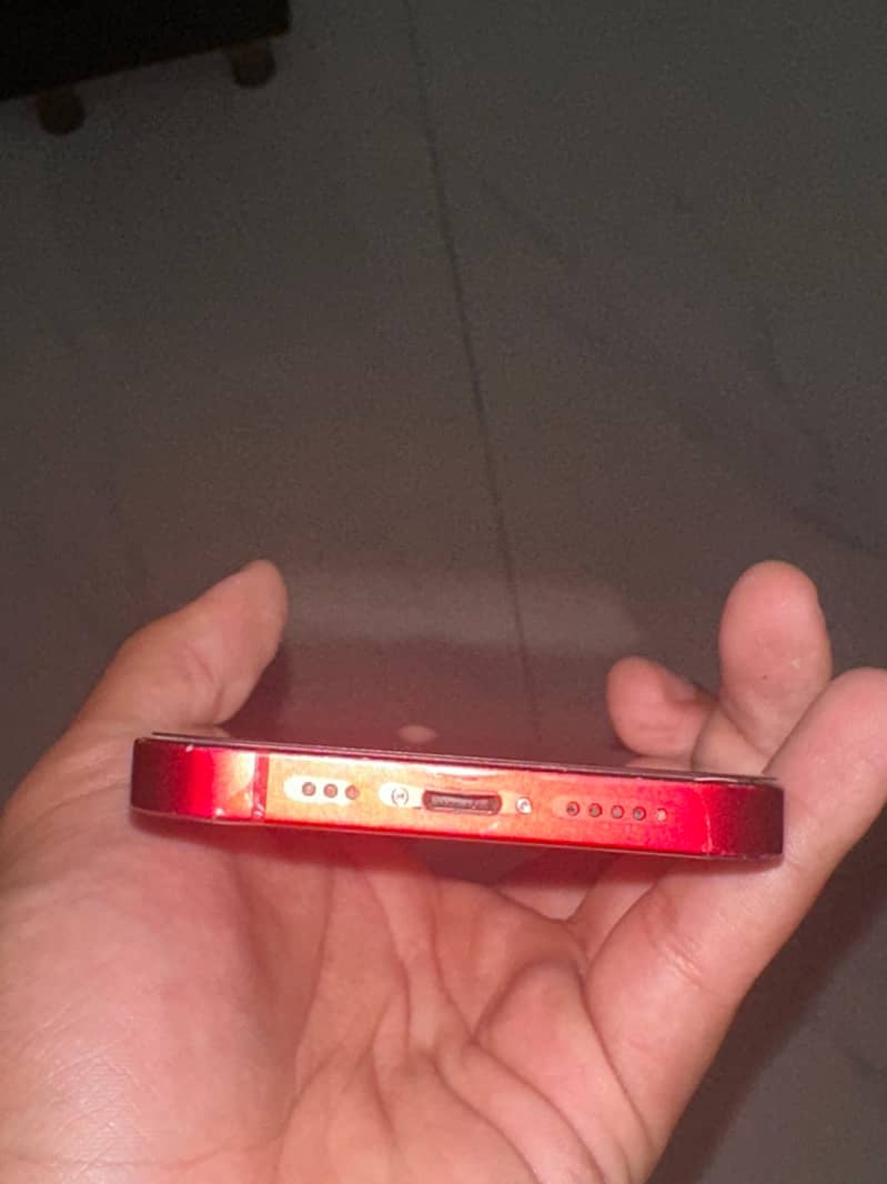 Apple iPhone 14 2