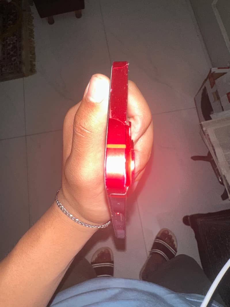 Apple iPhone 14 7