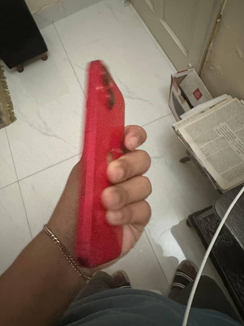 Apple iPhone 14 13