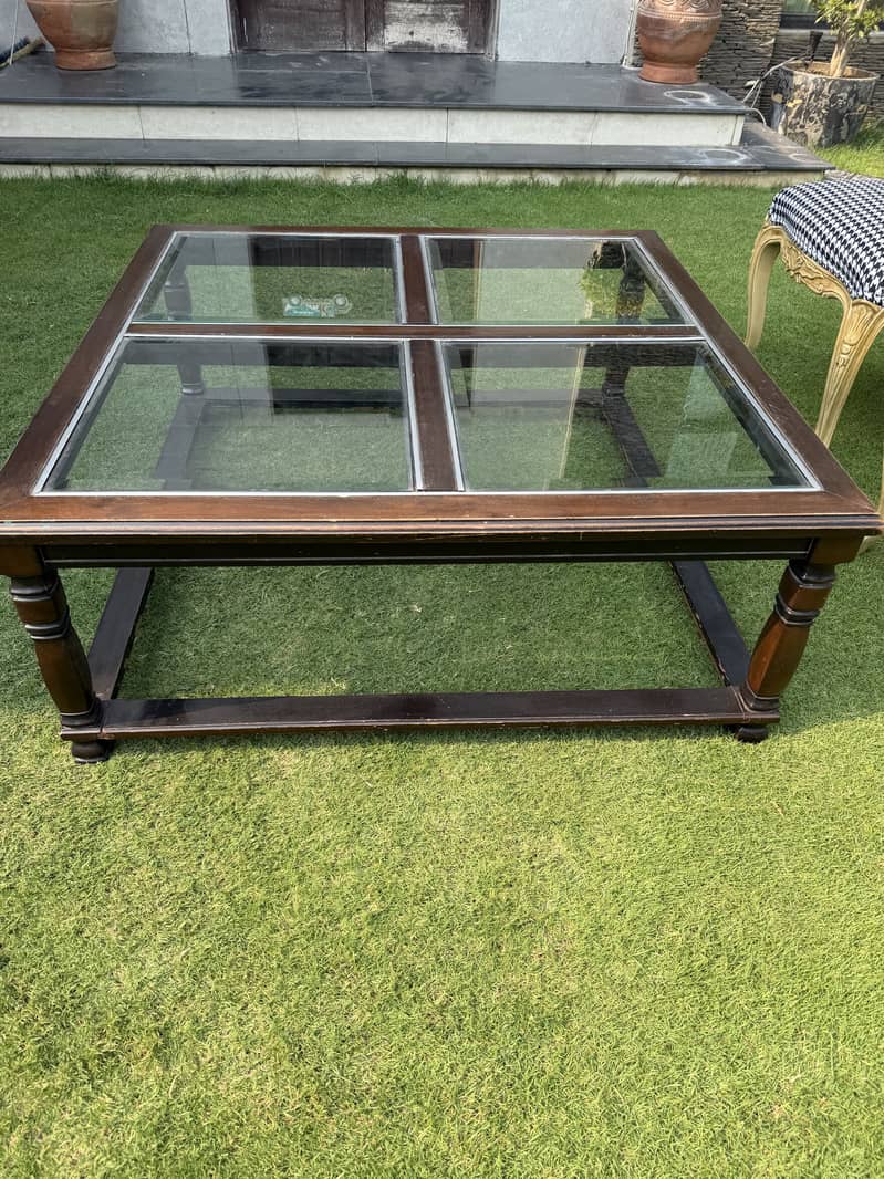 Centre table 0