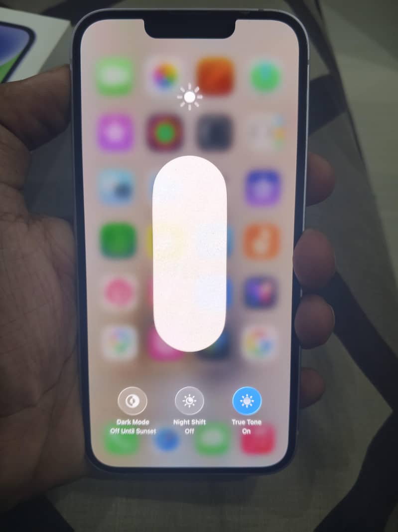 iPhone 14 2