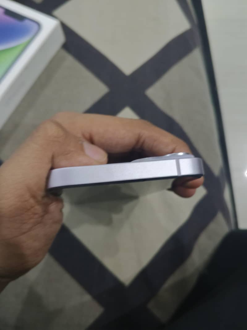 iPhone 14 5