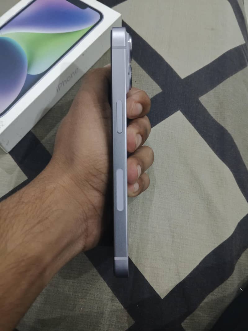 iPhone 14 6