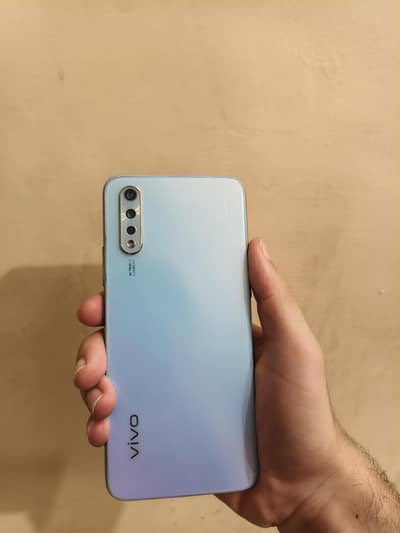Vivo S1