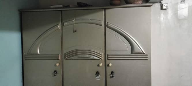3 door cabinet