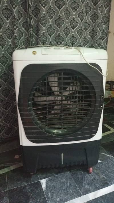 BIG SIZE AiR CoLLER with ICE Bottle. . . . . .