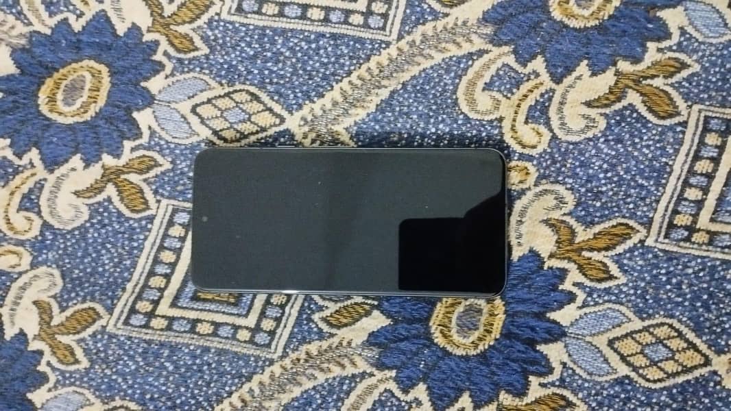 Google Pixel 8 4