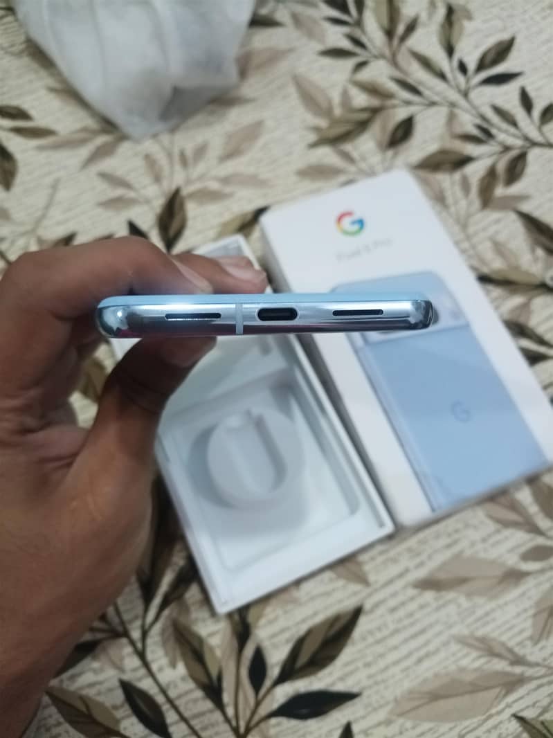 Google Pixel 8 Pro 3