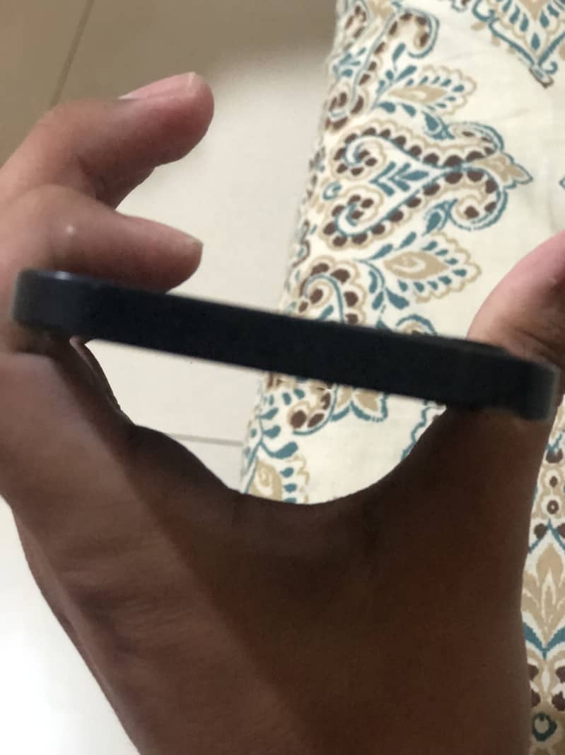 Apple iPhone 12 1