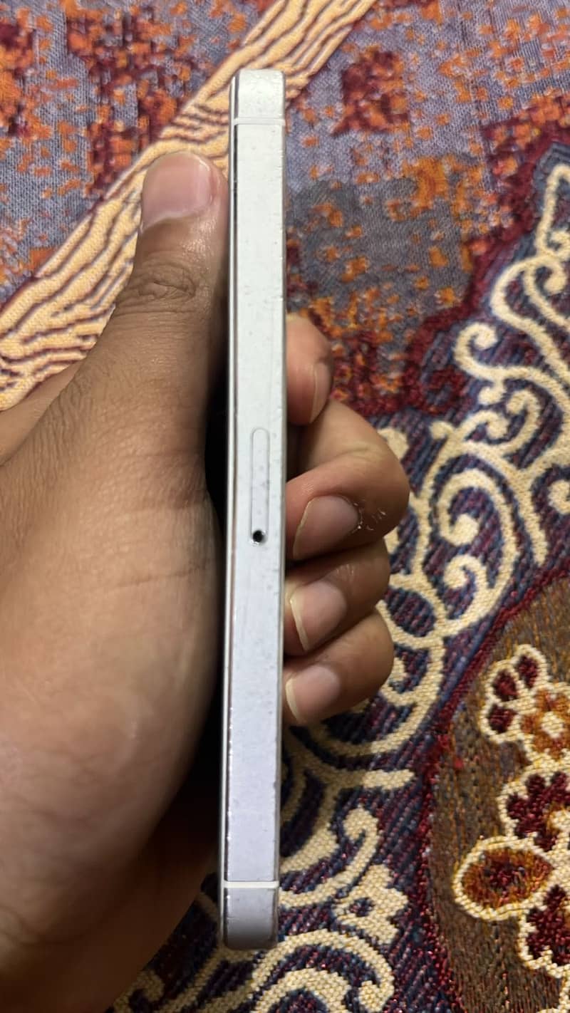 Apple iPhone 5 2