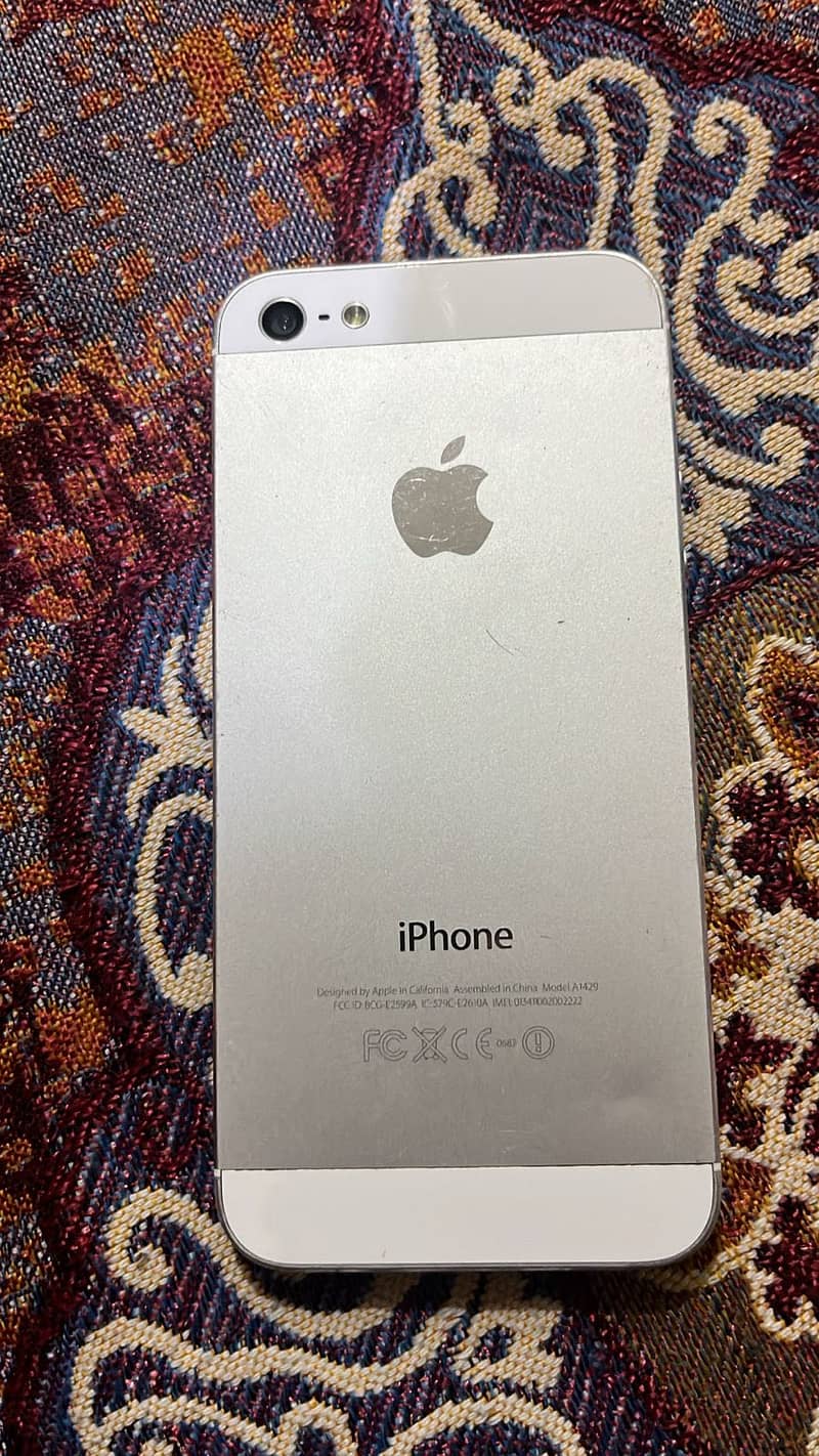 Apple iPhone 5 4