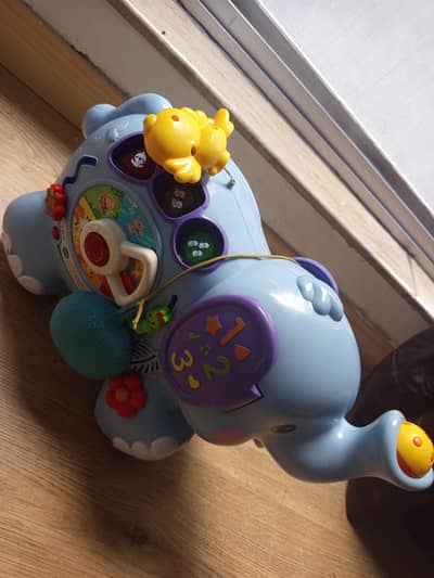 musical elephant