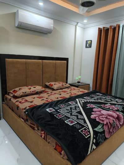 1 bed luxury apartments for rent in short stay bahria Town Lahore