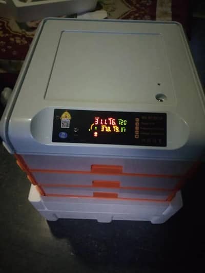 320 eggs capacity automatic Mini Incubator