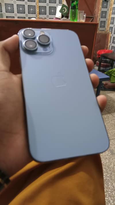 iPhone 13 Pro Max JV