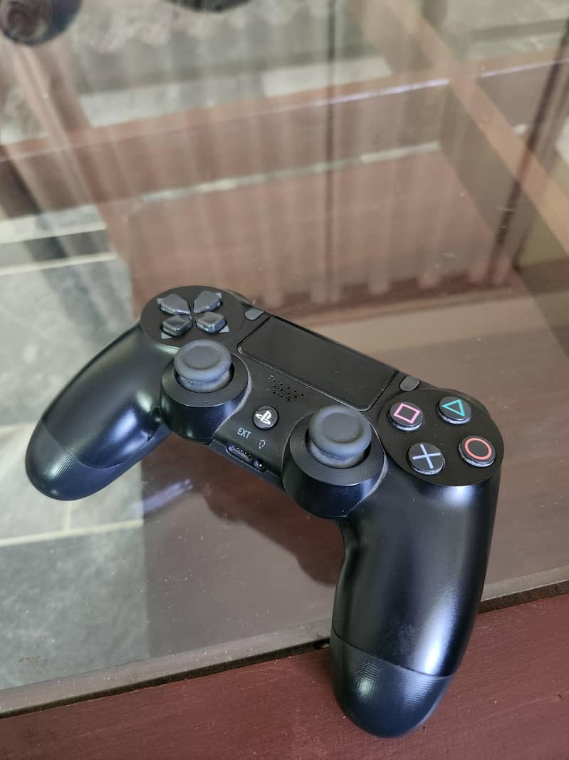 PS4 Controller Genuine 0